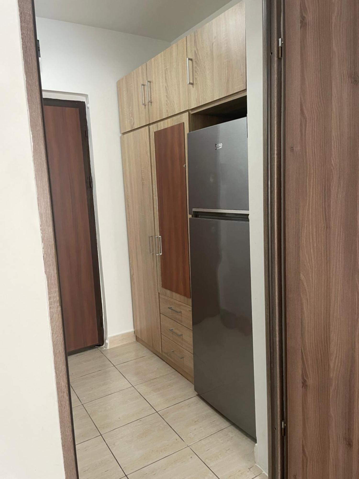 Central Studio Lcs Hunedoara Esterno foto