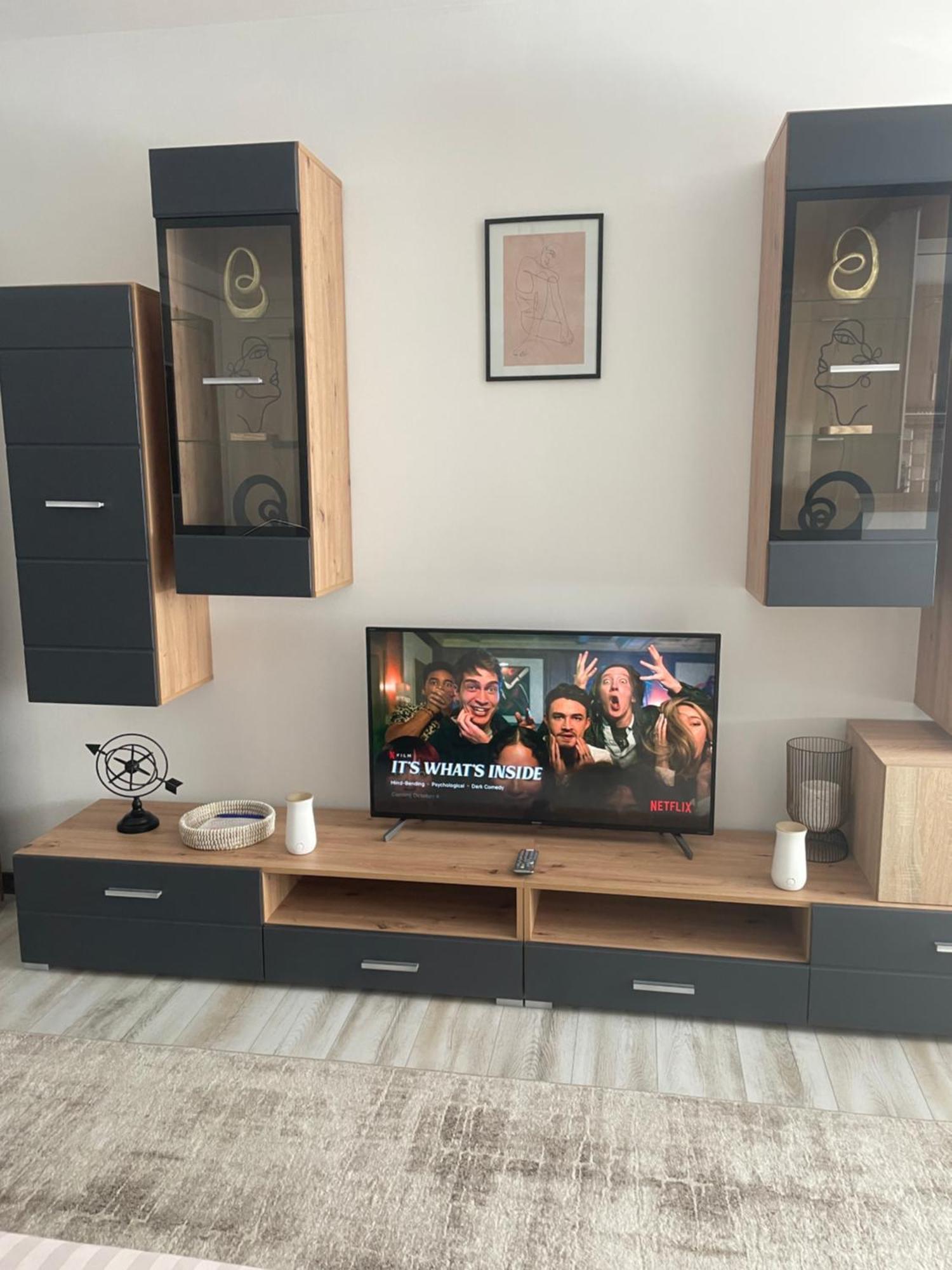 Central Studio Lcs Hunedoara Esterno foto